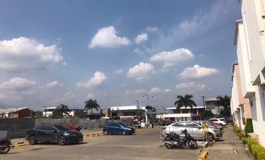 casa en venta en alfaguara. Cod V6150168