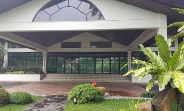 5 Bedrooms HOUSE AND LOT FOR SALE in Valle Verde 6, Pasig City
