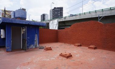 Casa en Venta con Uso de Suelo en Tlalpan Colonia Isidro Fabela (m2c287)