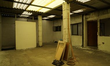 Casa en Venta con Uso de Suelo en Tlalpan Colonia Isidro Fabela (m2c287)