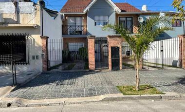 Triplex en venta en Ramos Mejia Sur