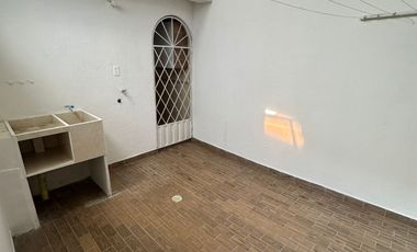 casa en arriendo en cacique. Cod A215385