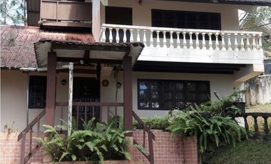 Vendo casa en Cerro Azul *24DD-CA-1*
