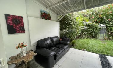 casa en arriendo en hacienda el castillo. Cod A3895