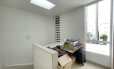 casa en arriendo en hacienda el castillo. Cod A3895