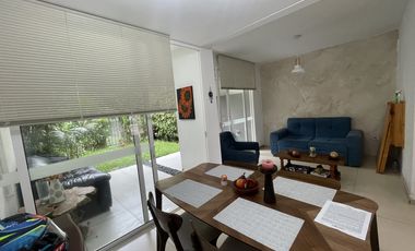 casa en arriendo en hacienda el castillo. Cod A3895