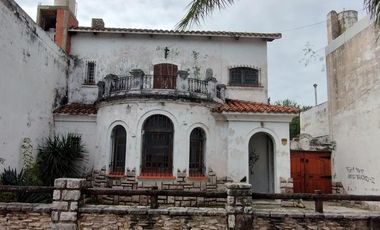 Casa para refaccionar en B° Alta Córdoba