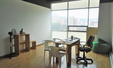 PR12820 Oficina en venta sector las Vegas