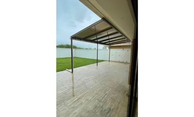 Casa en alquiler en sunset coast, Juan Diaz