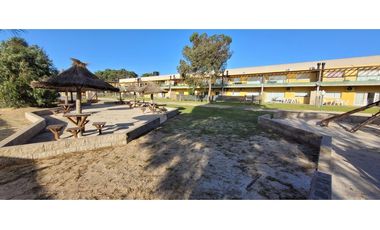 Departamento 3 Ambientes con Jardín, Pileta sobre perímetro cerrado