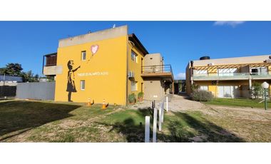 Departamento 3 Ambientes con Jardín, Pileta sobre perímetro cerrado