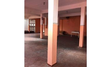 VENTA DE LOCAL APTO MULTIPLES USOS SOBRE ESQUINA MAS VIVIENDA EN PLANTA ALTA