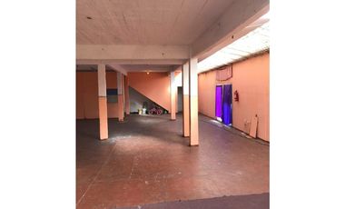 VENTA DE LOCAL APTO MULTIPLES USOS SOBRE ESQUINA MAS VIVIENDA EN PLANTA ALTA