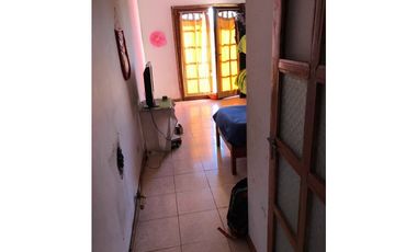 VENTA DE LOCAL APTO MULTIPLES USOS SOBRE ESQUINA MAS VIVIENDA EN PLANTA ALTA