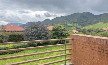 casa en venta en macadamia. Cod V8408303