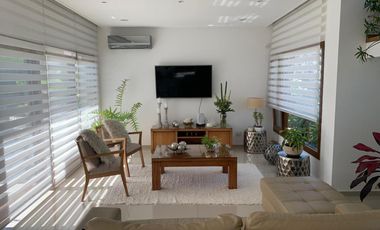 Importante casa en Nuevo Quilmes lote central, excelente calidad constructiva