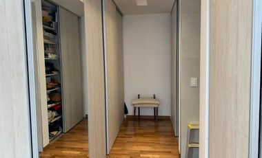 Importante casa en Nuevo Quilmes lote central, excelente calidad constructiva