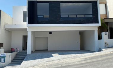 Casa en venta en Carretera Nacional en Monterrey