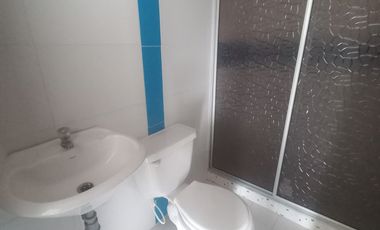 apartamento en arriendo en c.r villa salome piso 5 sin ascensor. Cod A14121