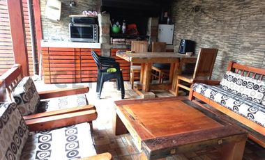 CASA EN VENTA REMODELADA, 4D, QUILICURA