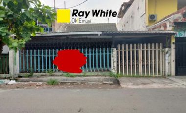 Dijual Rumah Jl. Raya Mulyosari, Surabaya Lokasi Sangat Strategis