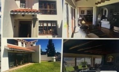 AV ARTEAGA Y SALAZAR VENDEN BONITA CASA