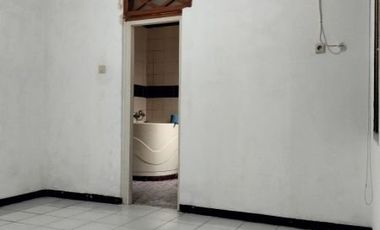 Rumah Asri Klasik Terawat Di Antapani Bandung Timur