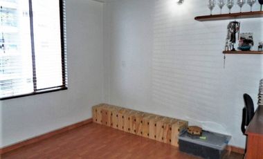PR 11991 SE VENDE CASA EN SECTOR EL TESORO, EL POBLADO