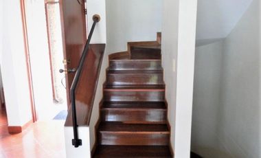 PR 11991 SE VENDE CASA EN SECTOR EL TESORO, EL POBLADO