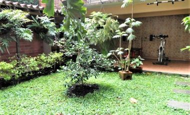 PR 11991 SE VENDE CASA EN SECTOR EL TESORO, EL POBLADO