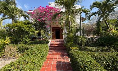 casa en venta en miramar. Cod V27753