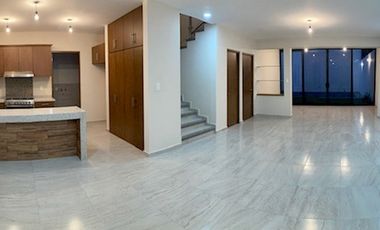 Casa Minimalista en Lomas de la Selva Cuernavaca Morelos.
