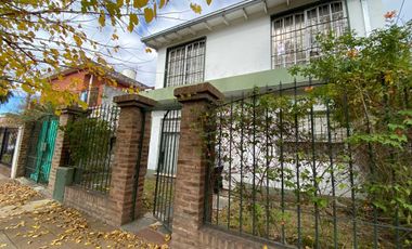 Casa 4 ambientes en venta en Castelar Norte