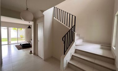 Venta de casa en Versalles / Costa Sur, Ph Quintas de Versalles