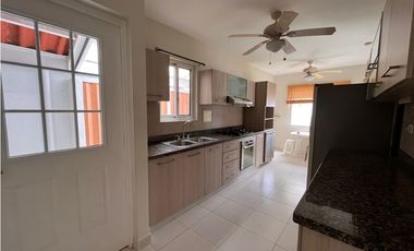 Venta de casa en Versalles / Costa Sur, Ph Quintas de Versalles