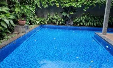 DIJUAL CEPAT RUMAH MEWAH TOWNHOUSE (Ada Kolam Renang) CIPETE DI JL.SAWO CIPETE JAKARTA SELATAN