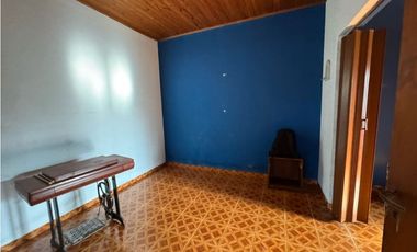 Vendo Casa Tres Dormitorios en Caseros, Entre Ríos.