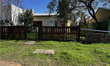 Vendo Casa Tres Dormitorios en Caseros, Entre Ríos.