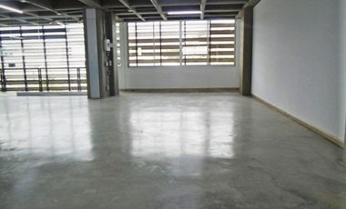 PR12243 SE ARRIENDA OFICINA EN SECTOR SIMON BOLIVAR - ITAGUI