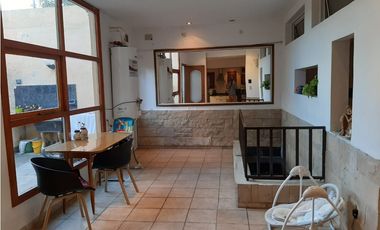 PH  3 AMBIENTES en Chauvin con cochera y patio