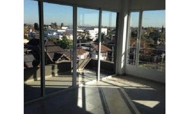 IMPECABLE DEPARTAMENTO EN VENTA EN ITUZAINGO CENTRO NORTE CON COCHERA