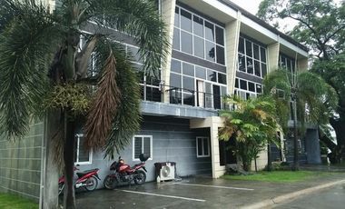 3Bedroom Furnished Townhouse For RENT inside CLARK FREE PORT