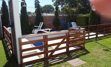 VENTA. Chalet en 2 plantas en barrio Colinas de Peralta Ramos.