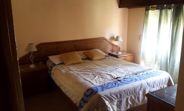 VENTA. Chalet en 2 plantas en barrio Colinas de Peralta Ramos.