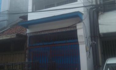 Disewakan Gudang di Jl Bongkaran, Surabaya