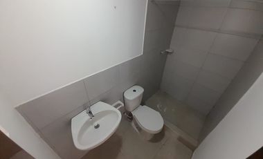 apartamento en arriendo en prado veraniego norte. Cod A118120