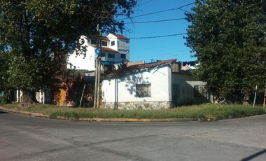 VENTA - TAPIALES - CASA 300 M²  - COD 803