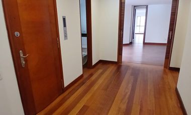 apartamento en arriendo en chico reservado. Cod A51965