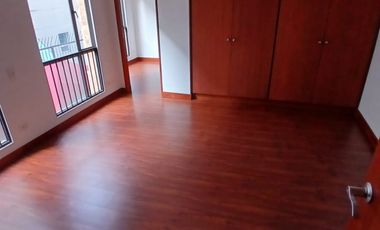 apartamento en arriendo en chico reservado. Cod A51965