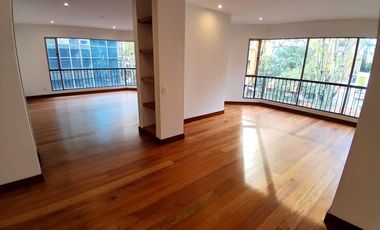 apartamento en arriendo en chico reservado. Cod A51965